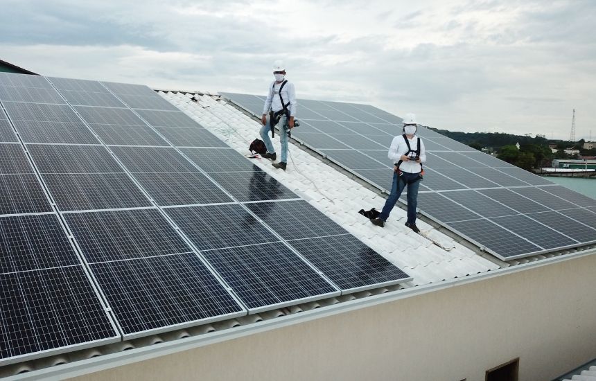 Gujarat Targets Solar Rooftop Installations on 10 Lakh Homes by 2027